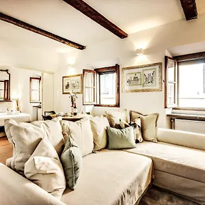 Apartment Maya Rhome Trastevere, Rome