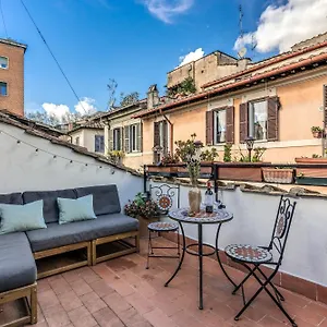 Apartment Maya Rhome Trastevere, Rome