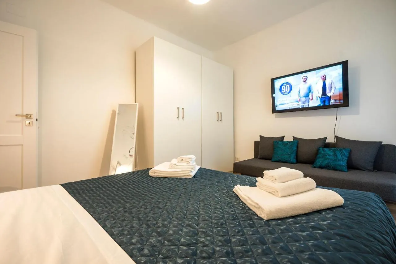 Gemelli Sweet Holiday Appio Apartment Rome