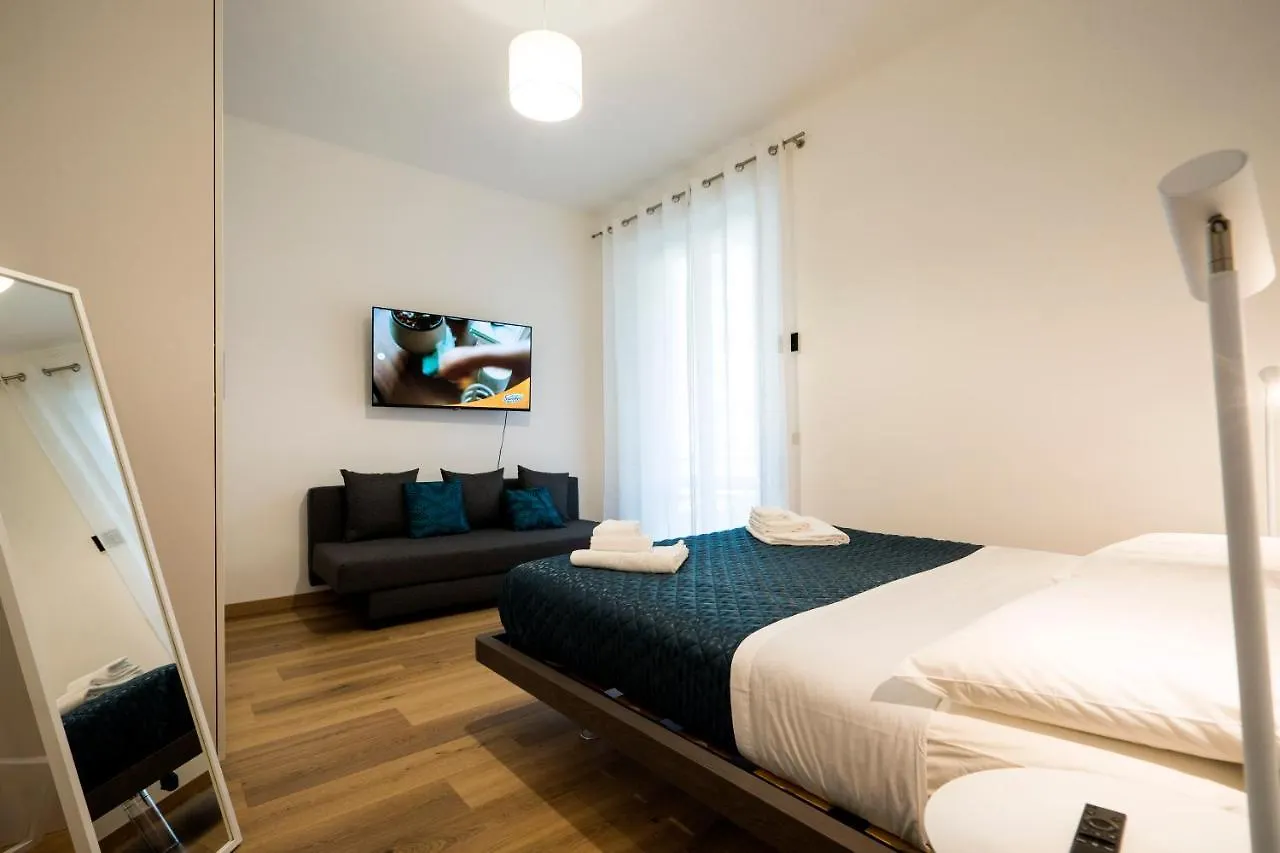 Gemelli Sweet Holiday Appio Apartment Rome