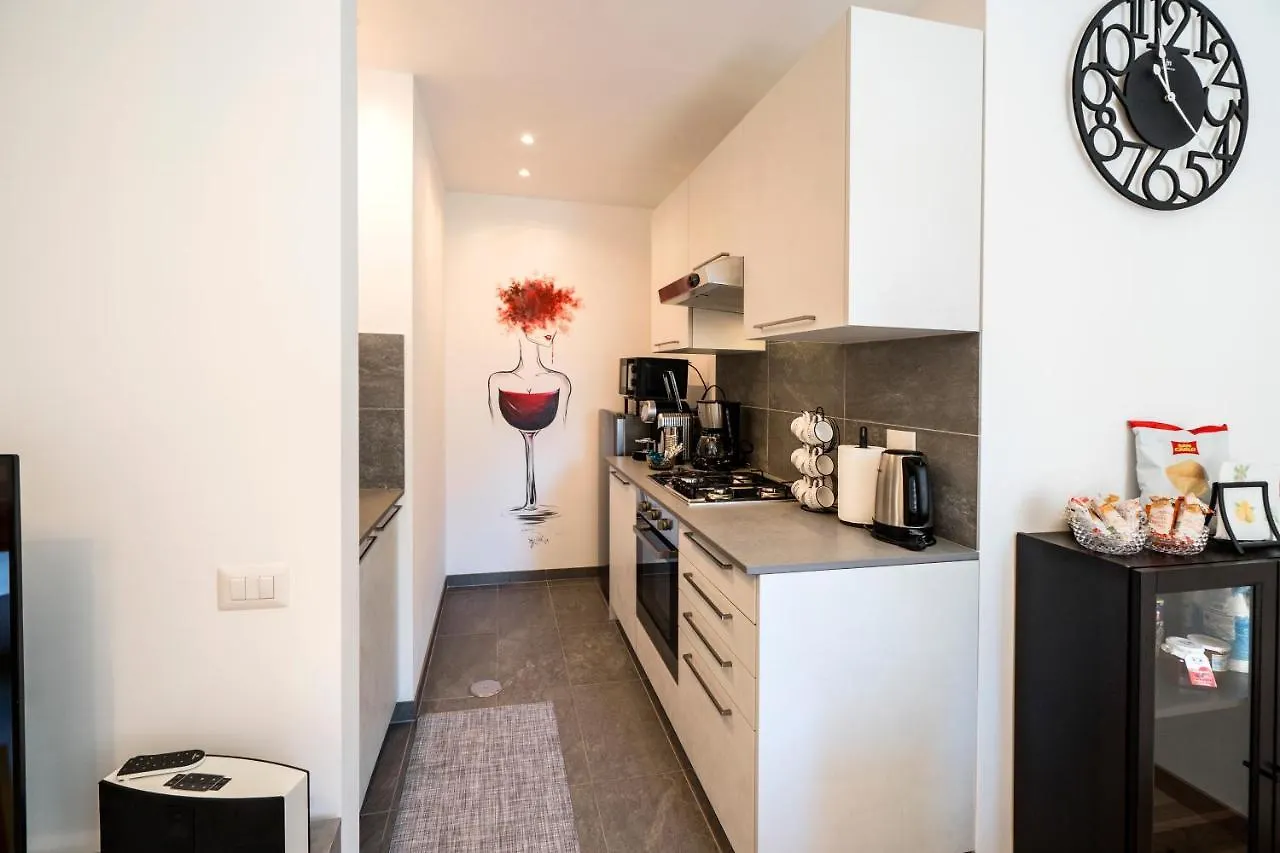 Gemelli Sweet Holiday Appio Apartment Rome